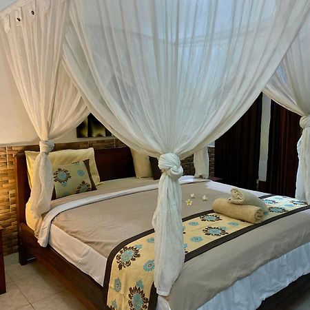 Zoe Bungalows Гили Траванган Экстерьер фото