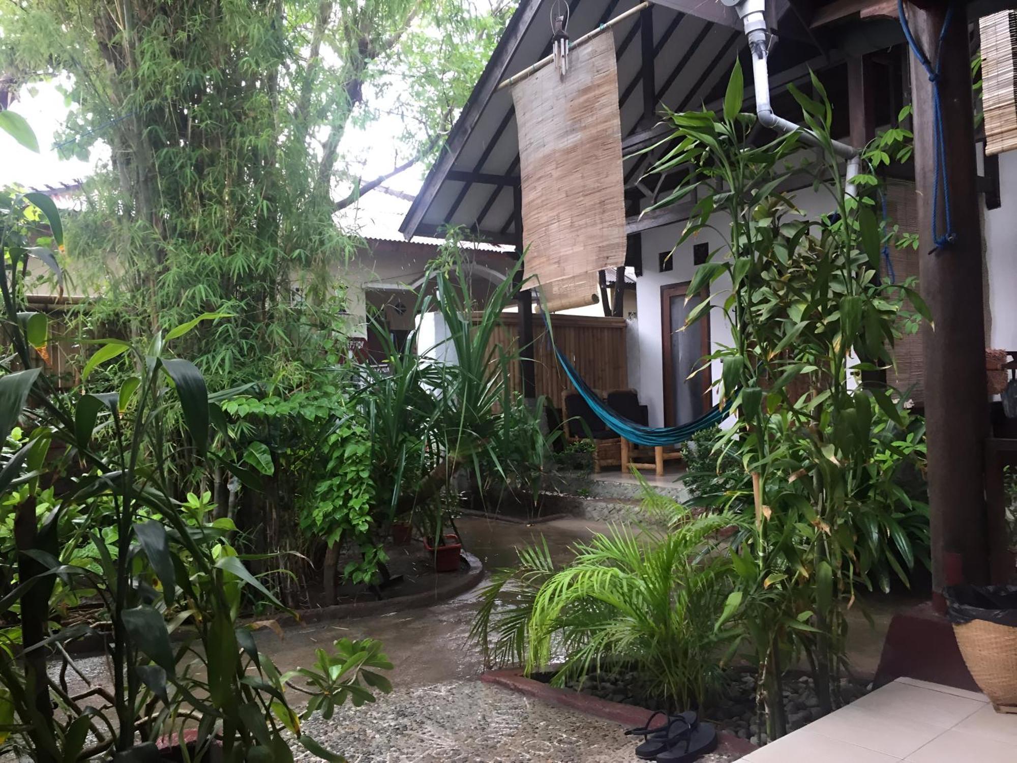 Zoe Bungalows Гили Траванган Экстерьер фото
